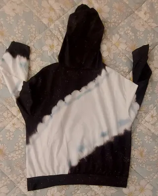 Sudadera Tie Dye Patas Corazón