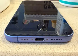 iPhone 16 - 94% Capacidad Máxima