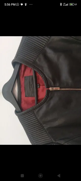 Chaqueta Negra Bomber