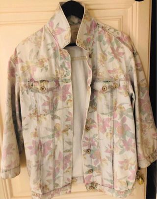 Chaqueta vaquera denim Zara flores