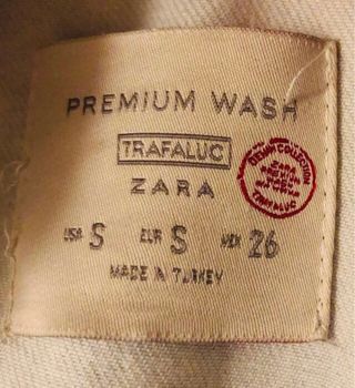 Chaqueta vaquera denim Zara flores