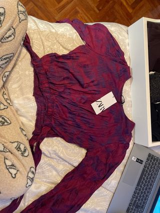 Top Zara Manga Larga Rojo