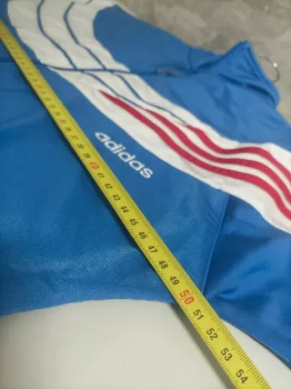 Chaqueta deportiva Adidas vintage azul y blanca