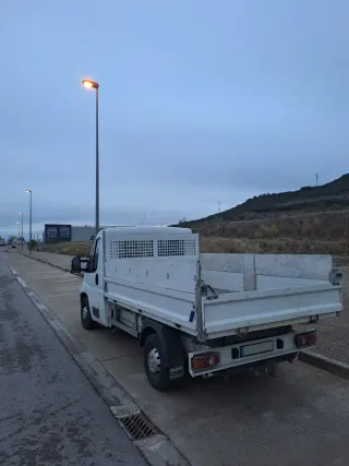 Portes con furgoneta