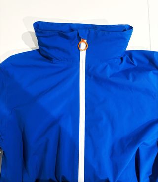 Chaqueta cortavientos azul. talla S unisex ancha