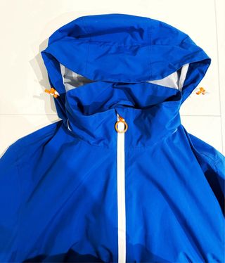 Chaqueta cortavientos azul. talla S unisex ancha