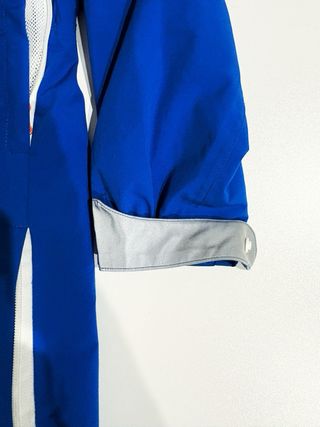 Chaqueta cortavientos azul. talla S unisex ancha