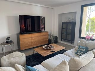 Vitrina Negra Elegante