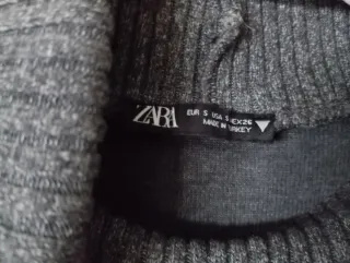 Conjunto Top y Falda Gris