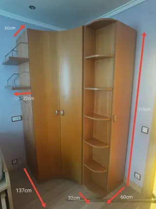 Armario esquinero madera puertas curvas