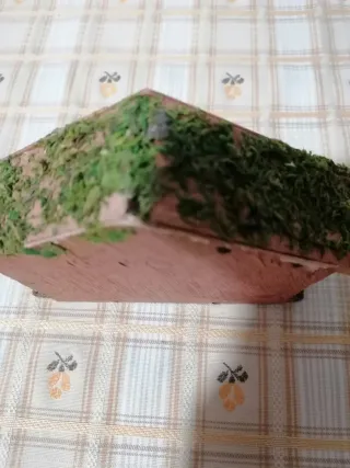 Presepe in legno con statuine