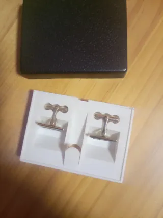 Gemelos Rectangulares Dorados y Plateados