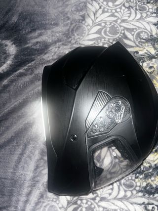 Casco de moto negro