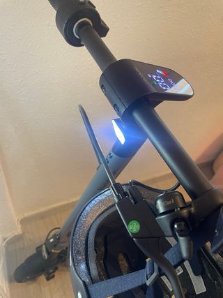 Patinete Eléctrico Scooter Cecotec (Incluye casco)