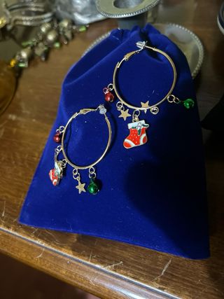 Orecchini Natale Calzini Rossi Cerchio Confezione