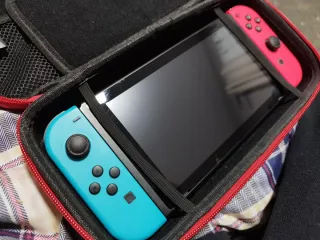 Nintendo Switch Joy-Con Azul y Rojo