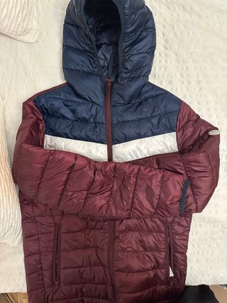 Chaqueta Jack & Jones azul y roja