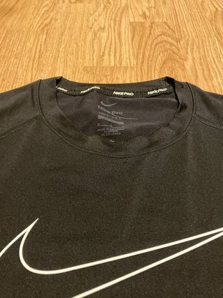 Camiseta Nike Pro Negra