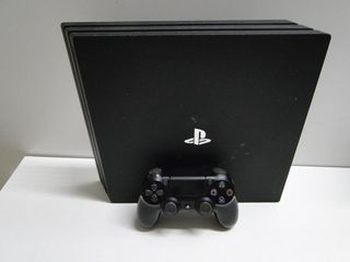 PS4 PRO CON MANDO (174526)