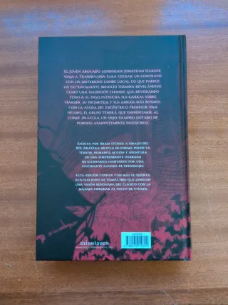 Drácula ilustrado por Tomás Hijo.