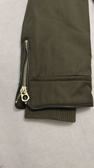 Trenca verde y beige con forro