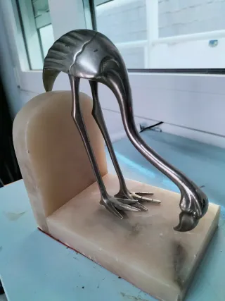 Antico supporto per libri fiammingo in marmo