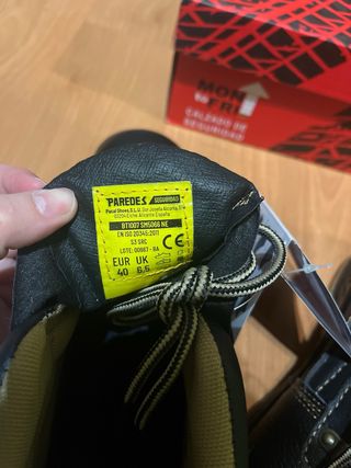 Botas de seguridad MON TO FRI Talla 40 Nuevas