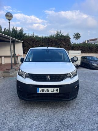 Peugeot Partner 2021