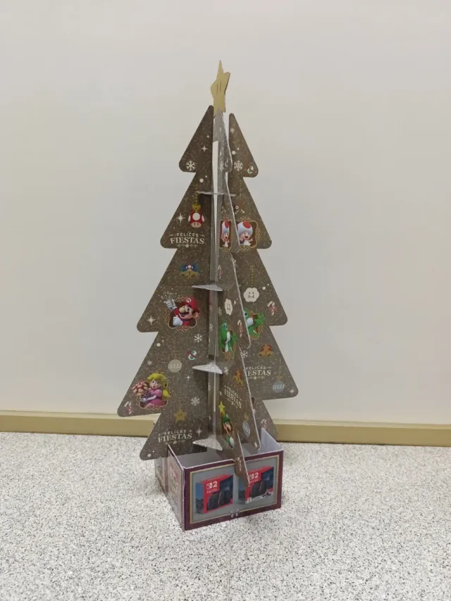Árbol Navidad Nintendo 2025
