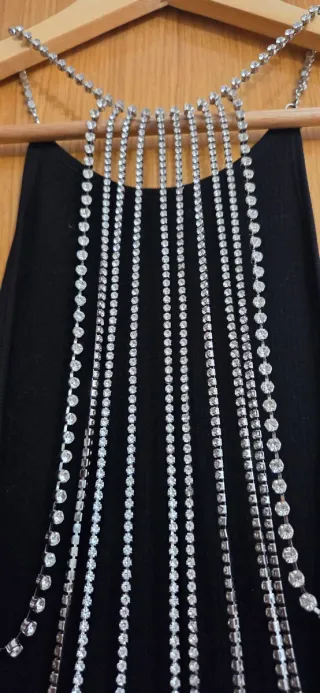 Mono Zara pedrería espalda