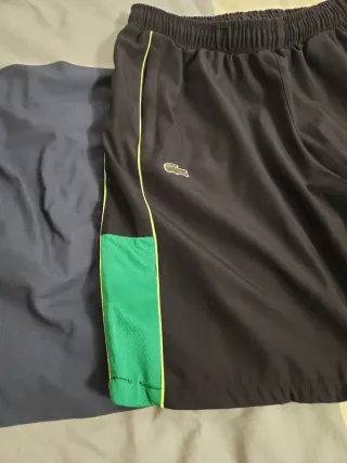 Pantalón corto Lacoste negro y verde