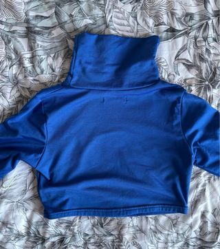 Top Shein cuello alto