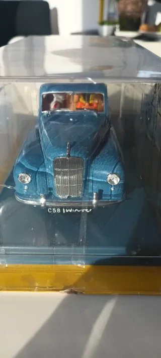 Coche Tintín 1/24 La Morris Six