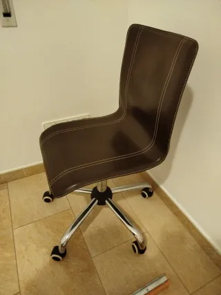 Silla de oficina giratoria