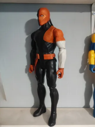 Action Figure Deathstroke 30cm