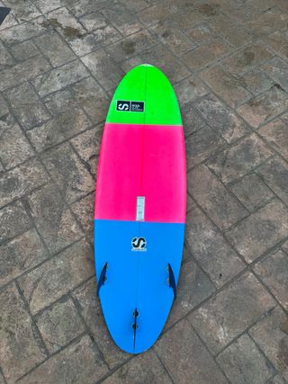 Tabla de surf colorida