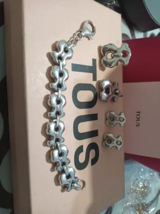 Conjunto Tous: Anillo, Pendientes y Colgante