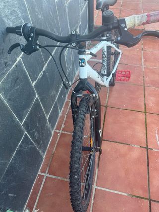 Bicicleta B-Twin Blanca
