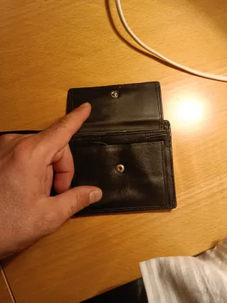 Cartera de piel Moon negra nueva