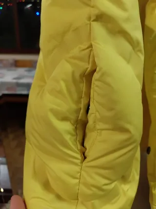 Piumino smanicato Cos giallo 4/6 anni