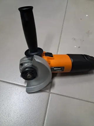 Smerigliatrice AEG 800W 115mm