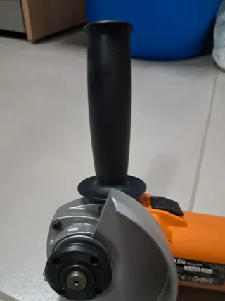 Smerigliatrice AEG 800W 115mm