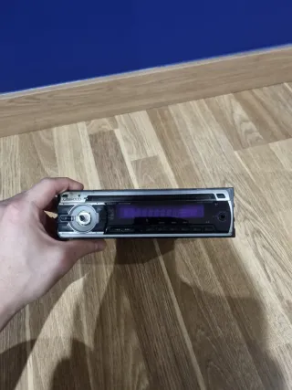 Radios coche para piezas o para arreglar