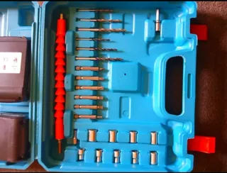 Taladro atornillador percutor inalámbrico