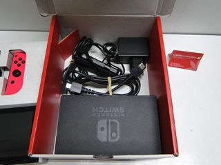 NINTENDO SWITCH CON CAJA (176794)