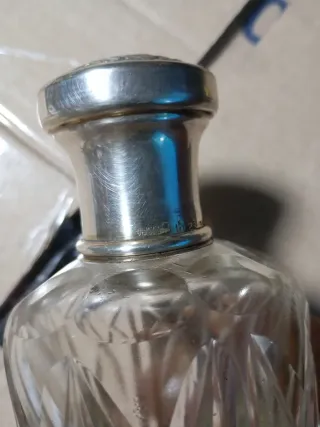 Frasco antiguo perfume cristal tallado
