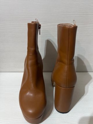 Botines marrones de tacón