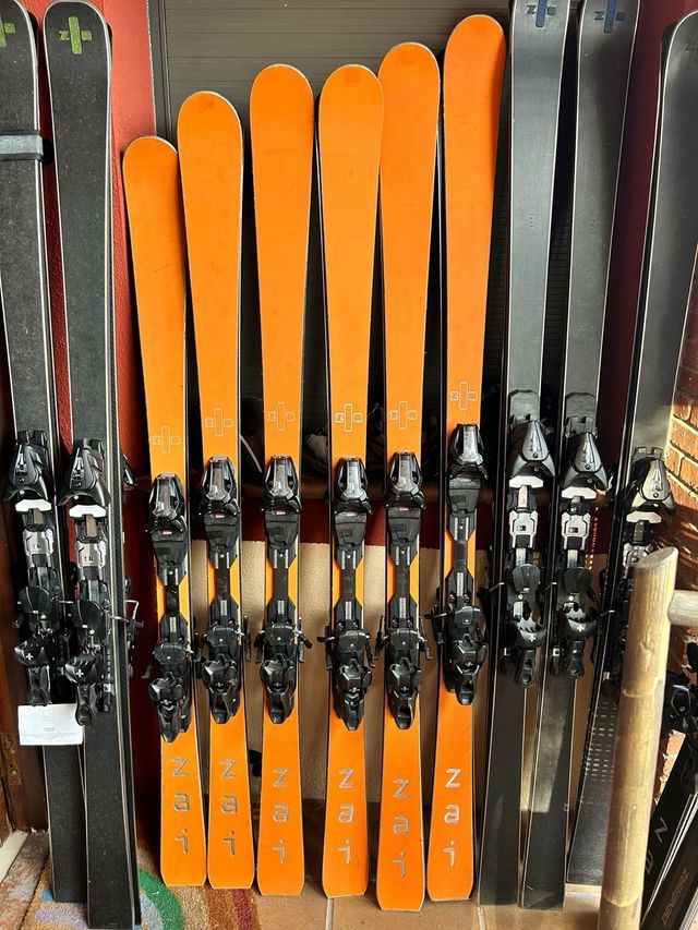 Esquís ZAI Disruptor + mucho otro ZAI