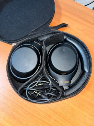 Sony WH-1000XM4 Negros