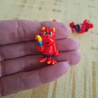 Sorpresine Kinder Angelino e Satanello